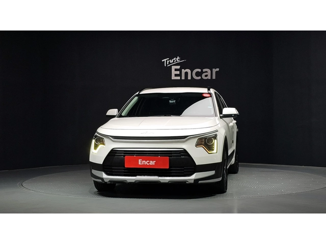 Kia Niro Niro Trendy 1.6 GDi Hybrid - автомобили, коли, обяви за нови и употребявани 2