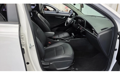 Kia Niro Niro Trendy 1.6 GDi Hybrid - автомобили, коли, обяви за нови и употребявани 9