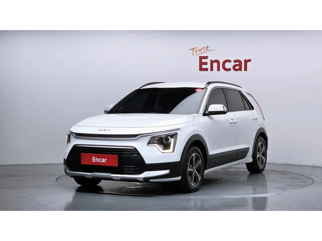 Kia Niro 1.6 Hybrid Trendy | LED | Камера | Подгрев - автомобили, коли, обяви за нови и употребявани 0