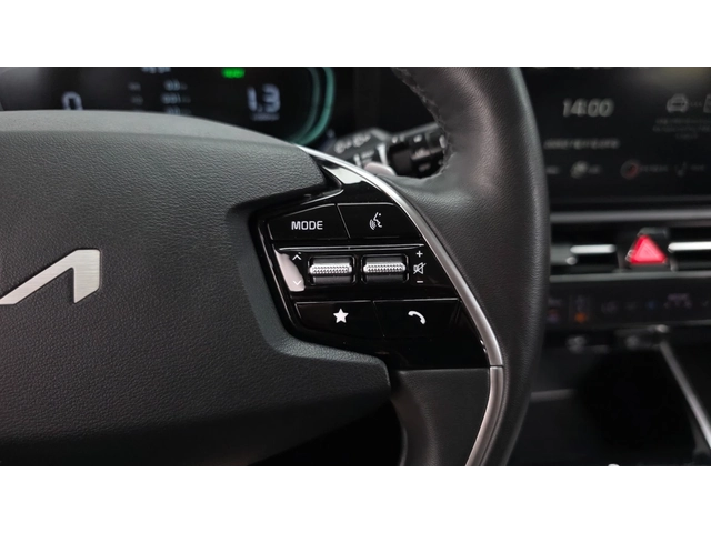 Kia Niro 1.6 Hybrid Trendy | LED | Камера | Подгрев - автомобили, коли, обяви за нови и употребявани 14