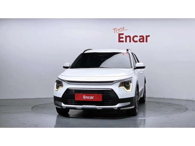 Kia Niro 1.6 Hybrid Trendy | LED | Камера | Подгрев - автомобили, коли, обяви за нови и употребявани 2