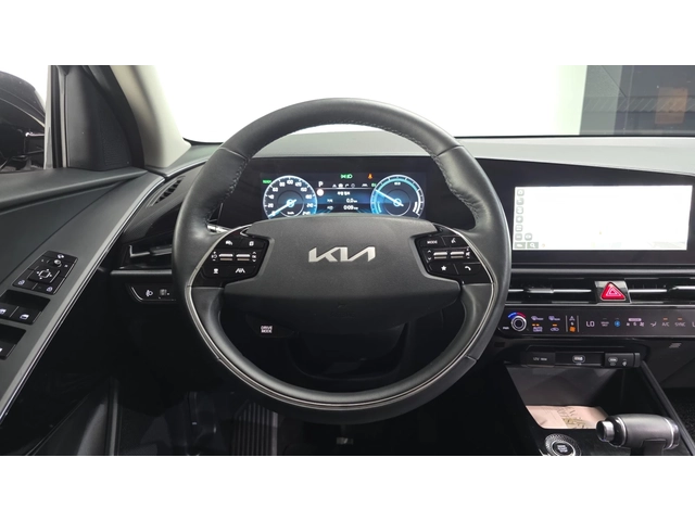 Kia Niro Hybrid Prestige | HUD | Обдухване - автомобили, коли, обяви за нови и употребявани 9