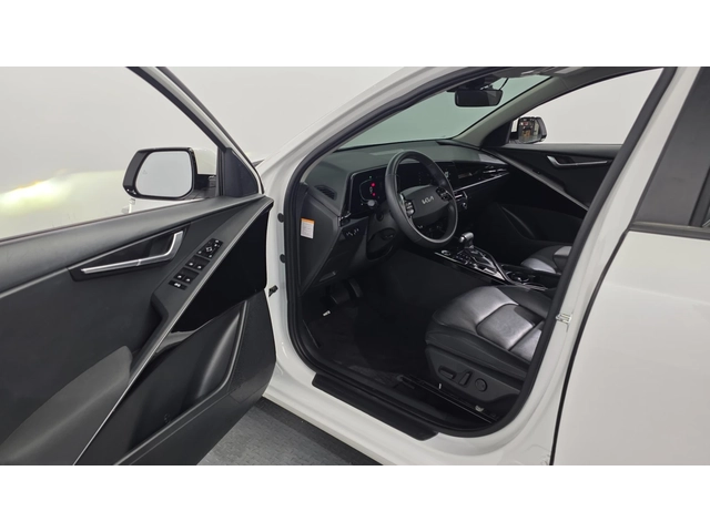 Kia Niro Hybrid Prestige | Адаптивен круиз | Обдухване - автомобили, коли, обяви за нови и употребявани 12