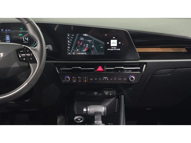 Kia Niro Hybrid Prestige | Адаптивен круиз | Обдухване - автомобили, коли, обяви за нови и употребявани 16
