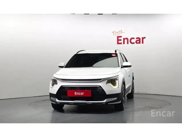 Kia Niro Hybrid Prestige | Адаптивен круиз | Обдухване - автомобили, коли, обяви за нови и употребявани 2