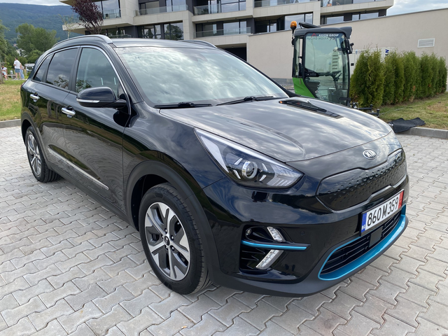 Kia Niro E-NIRO/ 64 kWh/ More/ Очакван ! - автомобили, коли, обяви за нови и употребявани 2
