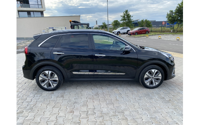 kia-niro-e-niro-64-kwh-more-ochakvan - 3
