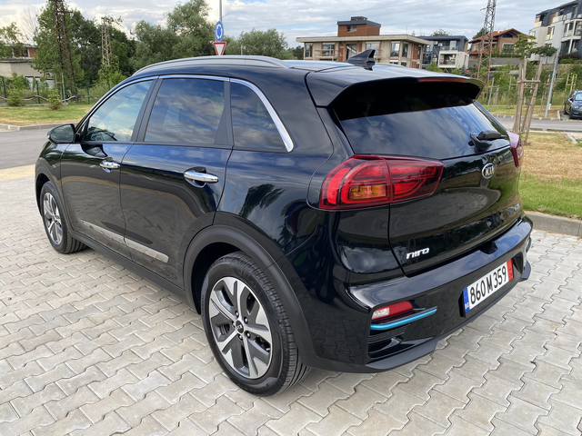 Kia Niro E-NIRO/ 64 kWh/ More/ Очакван ! - автомобили, коли, обяви за нови и употребявани 6