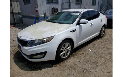 kia-optima-2-4l-4-front-wheel-drive - 0