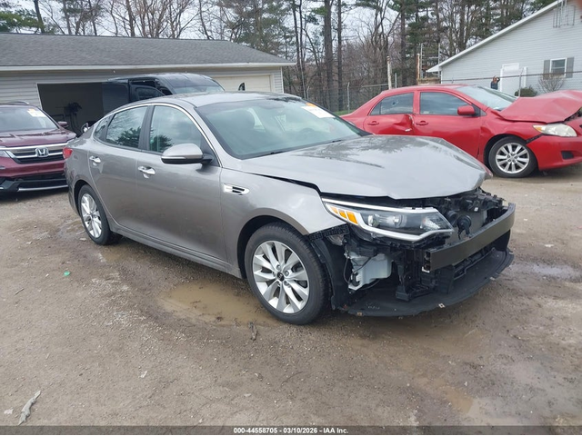 Kia Optima 2.4L I-4 DI, DOHC, VVT, 185HP Front Wheel Drive - автомобили, коли, обяви за нови и употребявани 0