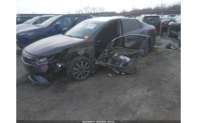 kia-optima-2-4l-i-4-di-dohc-vvt-185hp-front-wheel-drive - 1