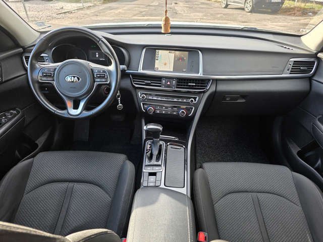 Kia Optima 1.7 CRDI 140k.c EURO 6B - автомобили, коли, обяви за нови и употребявани 11
