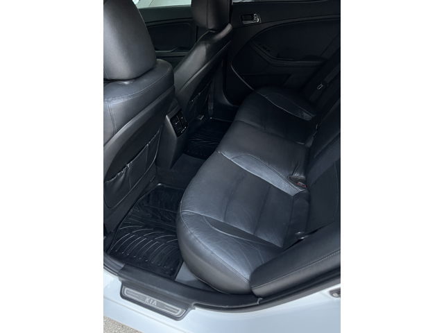 Kia Optima FULL Екстри - автомобили, коли, обяви за нови и употребявани 11
