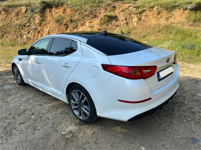Kia Optima FULL Екстри - автомобили, коли, обяви за нови и употребявани 4