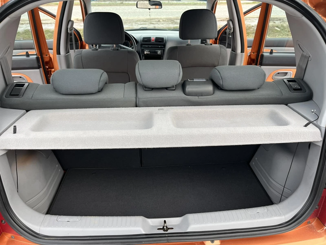 Kia Picanto 1.1I 65кс 89 000км КЛИМАТИК - автомобили, коли, обяви за нови и употребявани 13