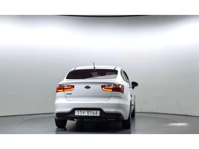 Kia Pride 4DR 1.4 MPI Trendy * НАЙ-ДОБРА ЦЕНА В БЪЛГАРИЯ* - автомобили, коли, обяви за нови и употребявани 3