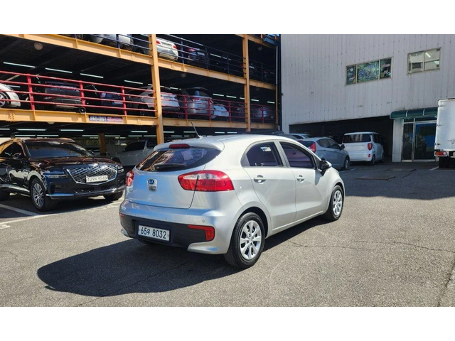 Kia Pride 5DR 1.4 MPI Trendy * НАЙ-ДОБРА ЦЕНА В БЪЛГАРИЯ* - автомобили, коли, обяви за нови и употребявани 1