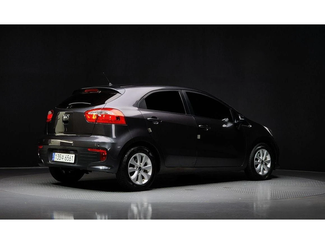 Kia Pride Diesel 5DR 1.4 Luxury * НАЙ-ДОБРА ЦЕНА В БЪЛГАРИЯ* - автомобили, коли, обяви за нови и употребявани 1