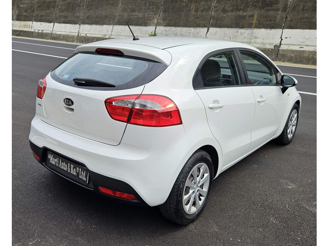 Kia Rio 1.2 I - автомобили, коли, обяви за нови и употребявани 1
