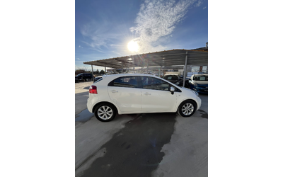 Kia Rio 1.2 LPG - автомобили, коли, обяви за нови и употребявани 11