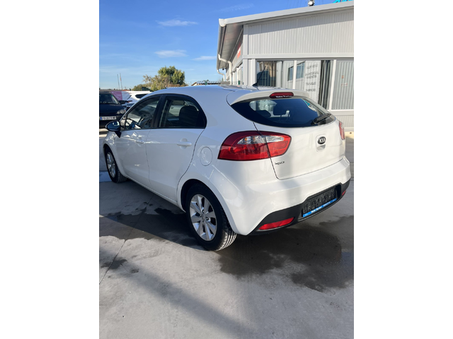 Kia Rio 1.2 LPG - автомобили, коли, обяви за нови и употребявани 12