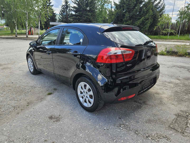 Kia Rio 1.4i / EURO 5B / ЛИЗИНГ - автомобили, коли, обяви за нови и употребявани 4
