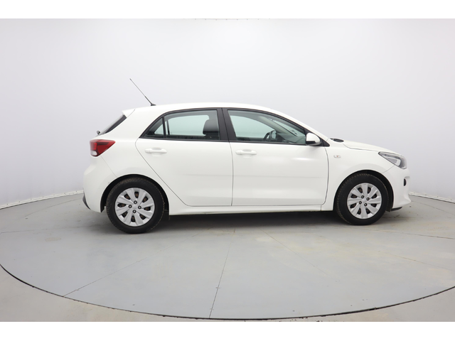 Kia Rio - автомобили, коли, обяви за нови и употребявани 11