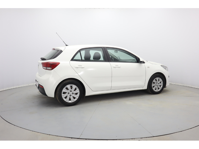 Kia Rio - автомобили, коли, обяви за нови и употребявани 13