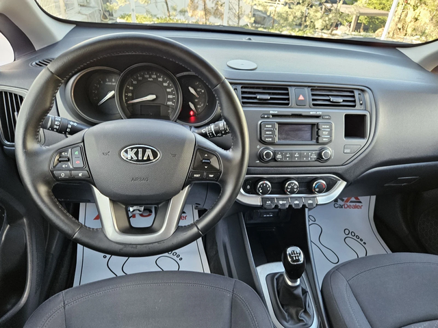 Kia Rio 1.4CRDI-90кс= 155.000км= 6СКОРОСТИ - автомобили, коли, обяви за нови и употребявани 10