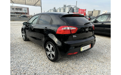 kia-rio - 2