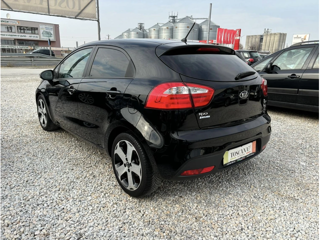 Kia Rio 1.4crdi * 90k.c.* LED * ЛИЗИНГ* - автомобили, коли, обяви за нови и употребявани 2