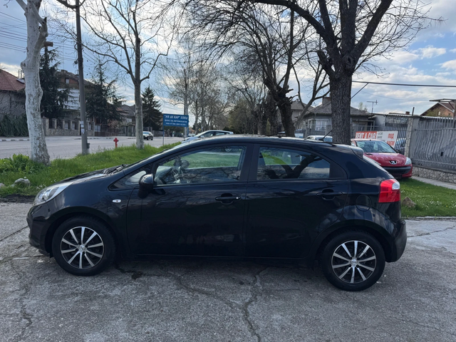 Kia Rio 1.2 BENZIN AUSTRIA - автомобили, коли, обяви за нови и употребявани 7