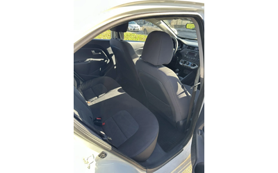 Kia Rio - автомобили, коли, обяви за нови и употребявани 12