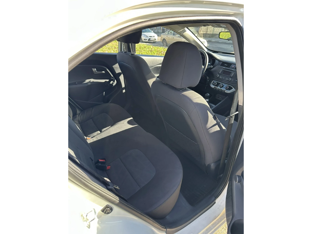 Kia Rio - автомобили, коли, обяви за нови и употребявани 12