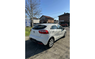Kia Rio - автомобили, коли, обяви за нови и употребявани 6