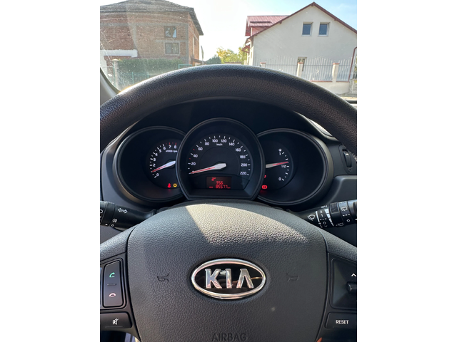 Kia Rio 1.2 BENZIN AUSTRIA - автомобили, коли, обяви за нови и употребявани 8