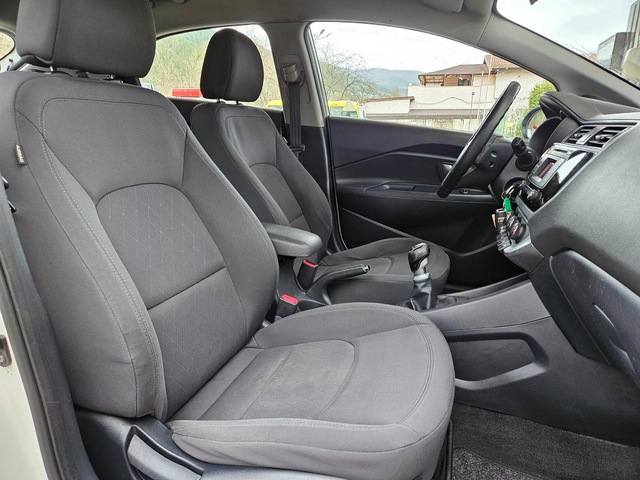 Kia Rio 1.2 CRDI KLIMA/Euro6b - автомобили, коли, обяви за нови и употребявани 12