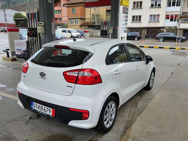 Kia Rio 1.2 CRDI KLIMA/Euro6b - автомобили, коли, обяви за нови и употребявани 5