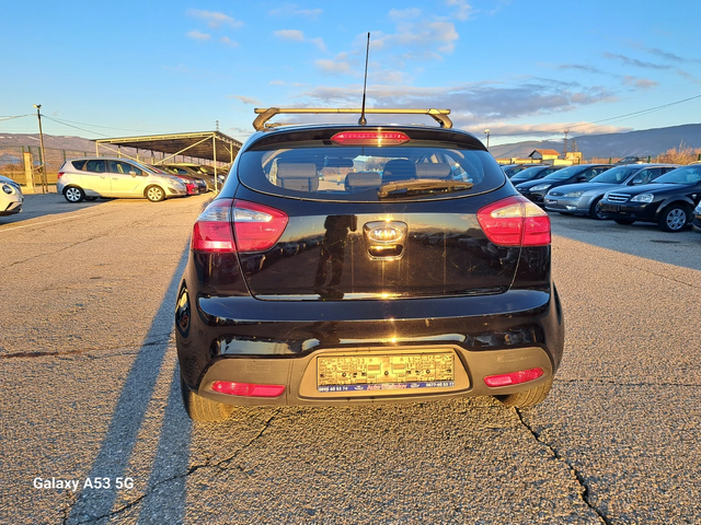 Kia Rio 1, 2 i - автомобили, коли, обяви за нови и употребявани 6