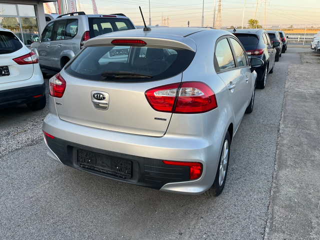 Kia Rio Diesel - автомобили, коли, обяви за нови и употребявани 5