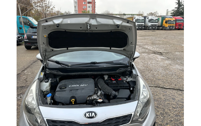Kia Rio 1.4 CRDI / 90 кс - автомобили, коли, обяви за нови и употребявани 15