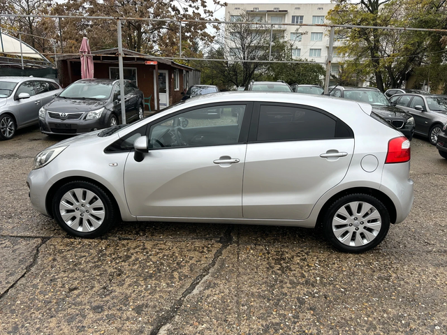 Kia Rio 1.4 CRDI / 90 кс - автомобили, коли, обяви за нови и употребявани 6