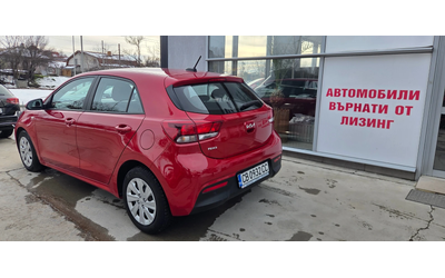 kia-rio - 5