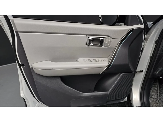 Kia Seltos 1.6 HYBRID / SIGNATURE / 360 КАМЕРИ / ОБДУХ - автомобили, коли, обяви за нови и употребявани 7