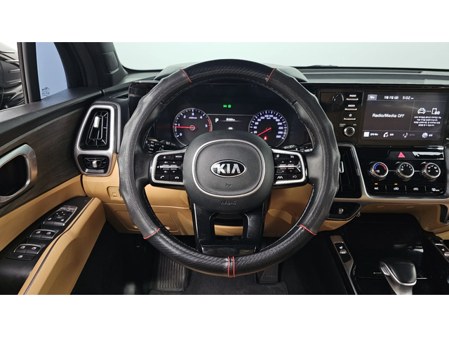 Kia Sorento 4th Generation Diesel 2.2 Trendy - автомобили, коли, обяви за нови и употребявани 12