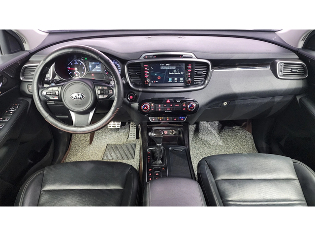 Kia Sorento All New Diesel 2.2 4WD Noblesse - автомобили, коли, обяви за нови и употребявани 6