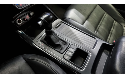 Kia Sorento Diesel 2.2 4WD Prestige - автомобили, коли, обяви за нови и употребявани 8
