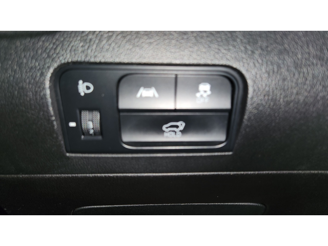 KIA Sorento - автомобили, коли, обяви за нови и употребявани 7