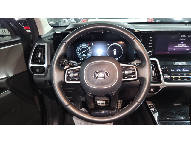 KIA Sorento - автомобили, коли, обяви за нови и употребявани 8