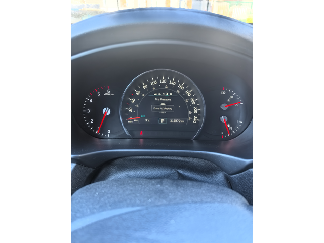 Kia Sorento 2.2 CRDI 4X4 - автомобили, коли, обяви за нови и употребявани 13